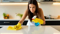 Jak odstranit škrábance z plastových předmětů: 5 způsobů, jak vrátit běžným věcem čistý vzhled